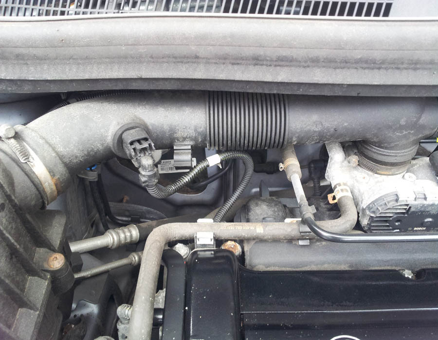 Vauxhall Corsa Design air-flow-meter